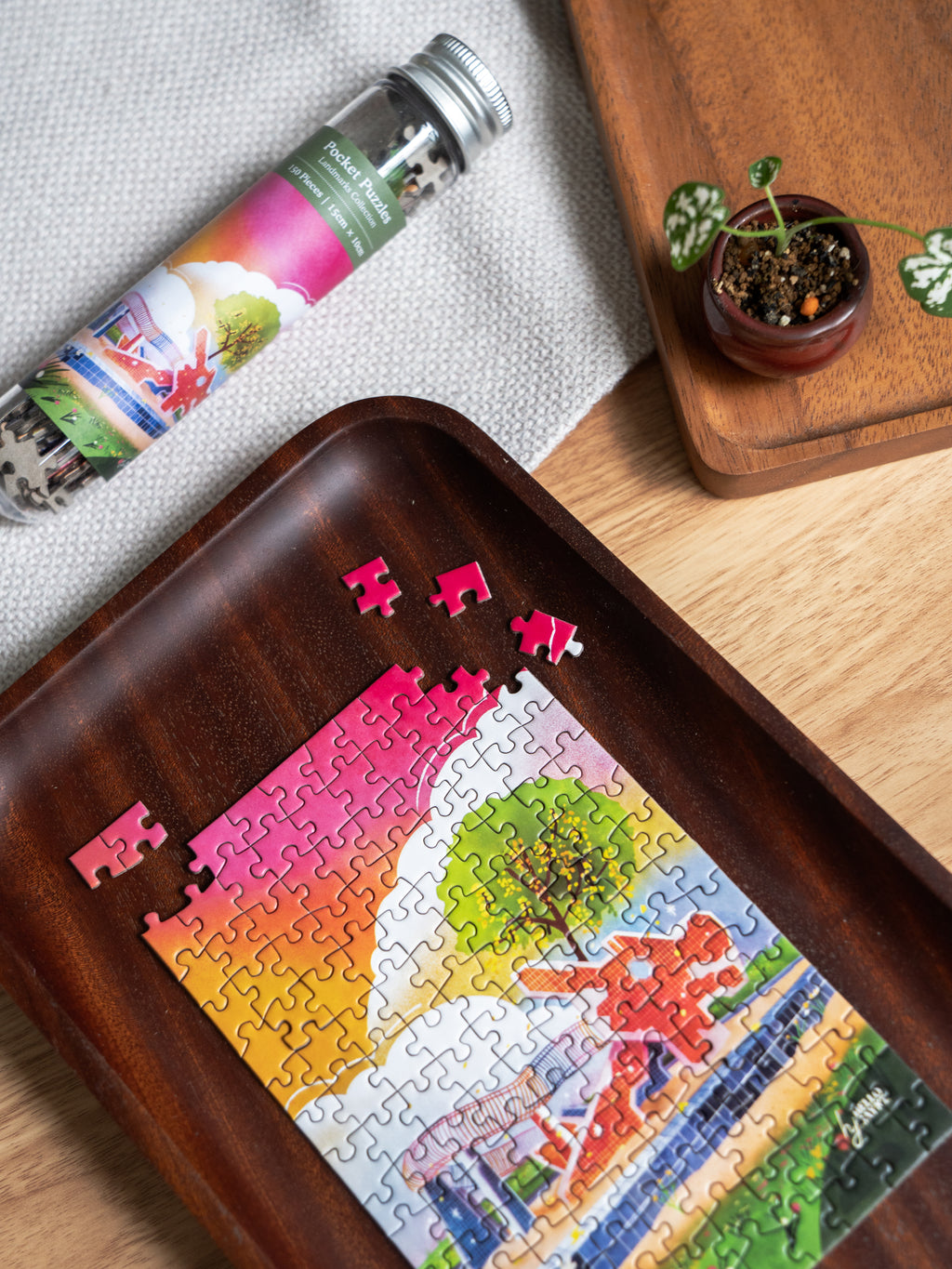Dragon Playground | 150-Piece Mini Puzzle